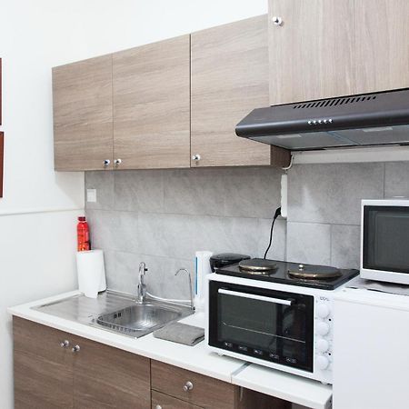 Cozy Apartment Near Stavros Niarchos Park アテネ エクステリア 写真