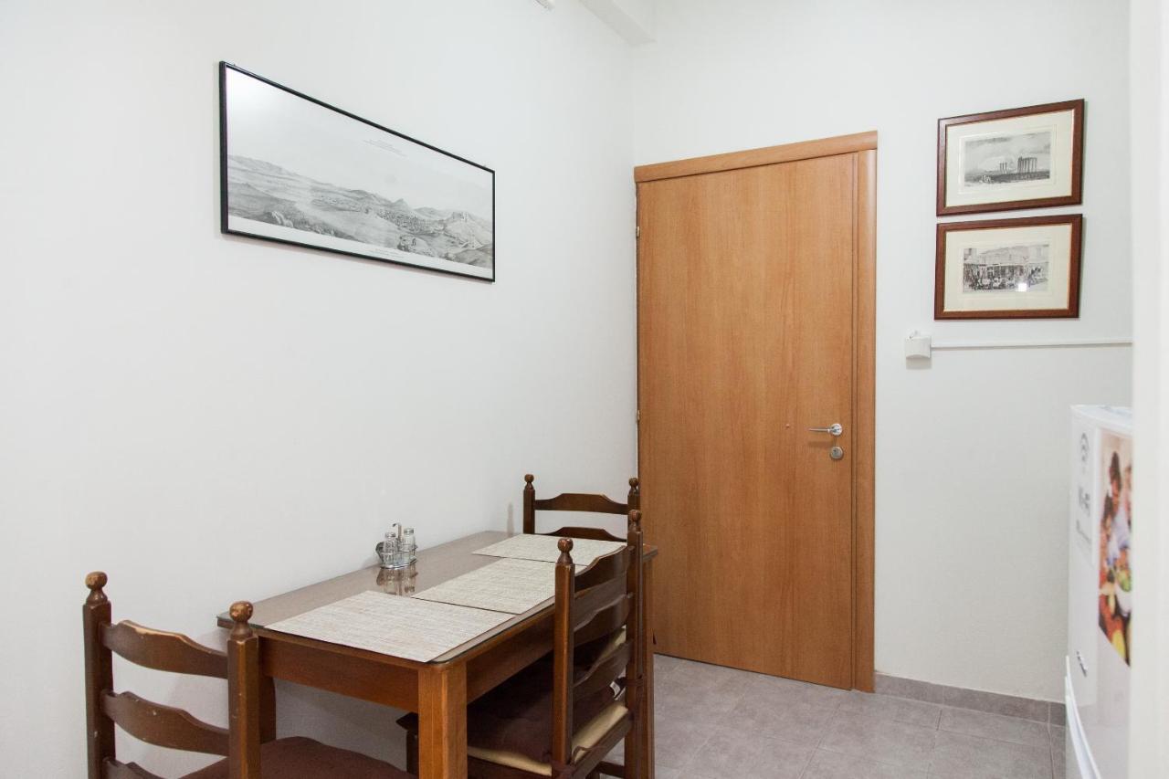 Cozy Apartment Near Stavros Niarchos Park アテネ エクステリア 写真