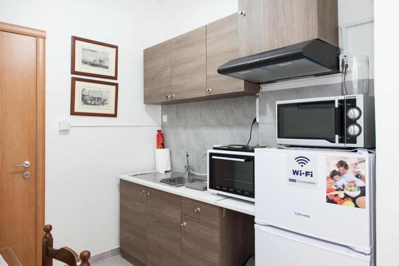 Cozy Apartment Near Stavros Niarchos Park アテネ エクステリア 写真